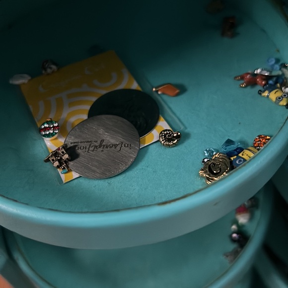 Origami owl case and mystery bundle - Picture 7 of 7